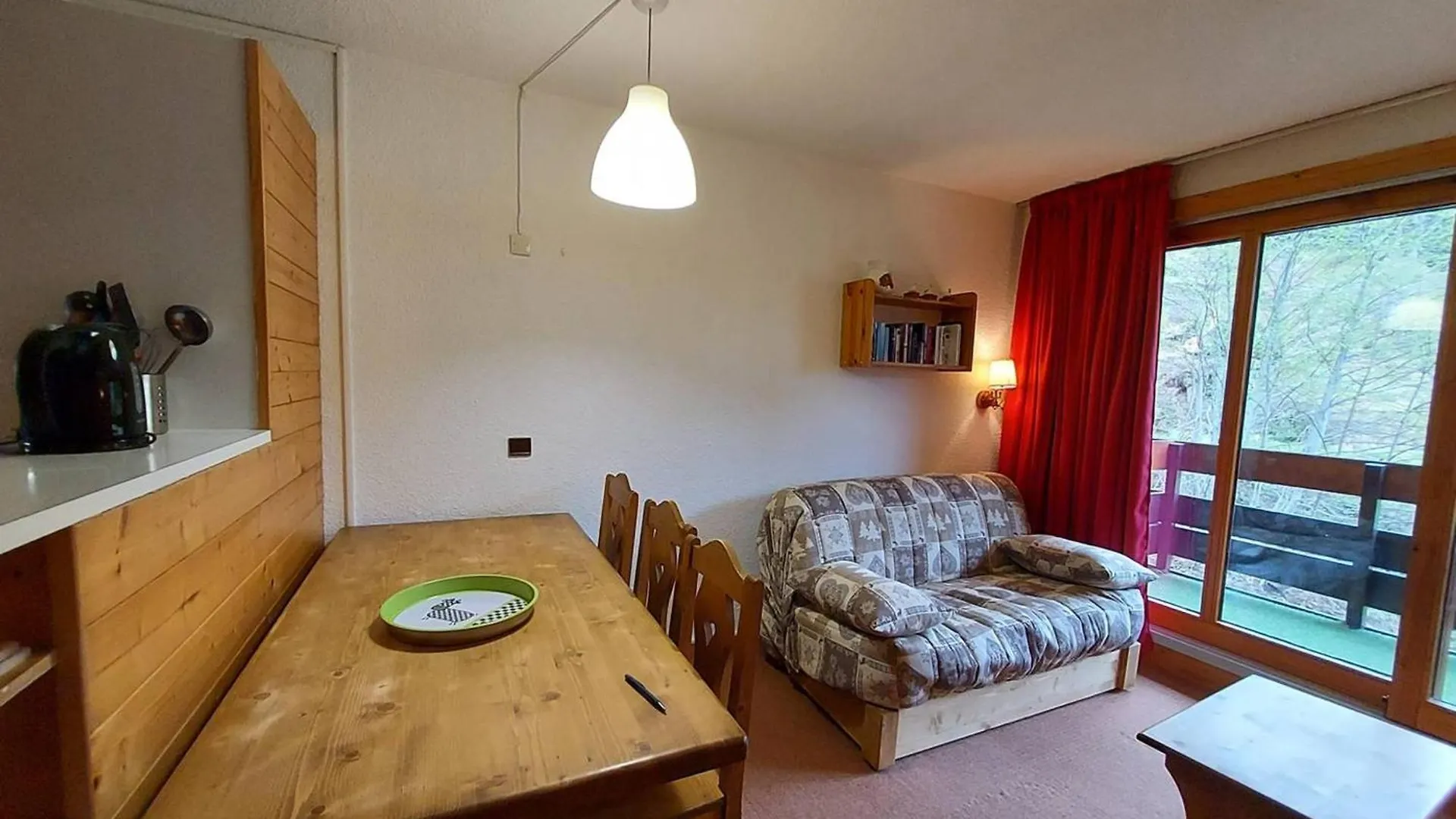 Appartement Lumineux 2 Pieces A Creve Coeur, Proche Pistes Et Commerces - Fr-1-356-271 contacts